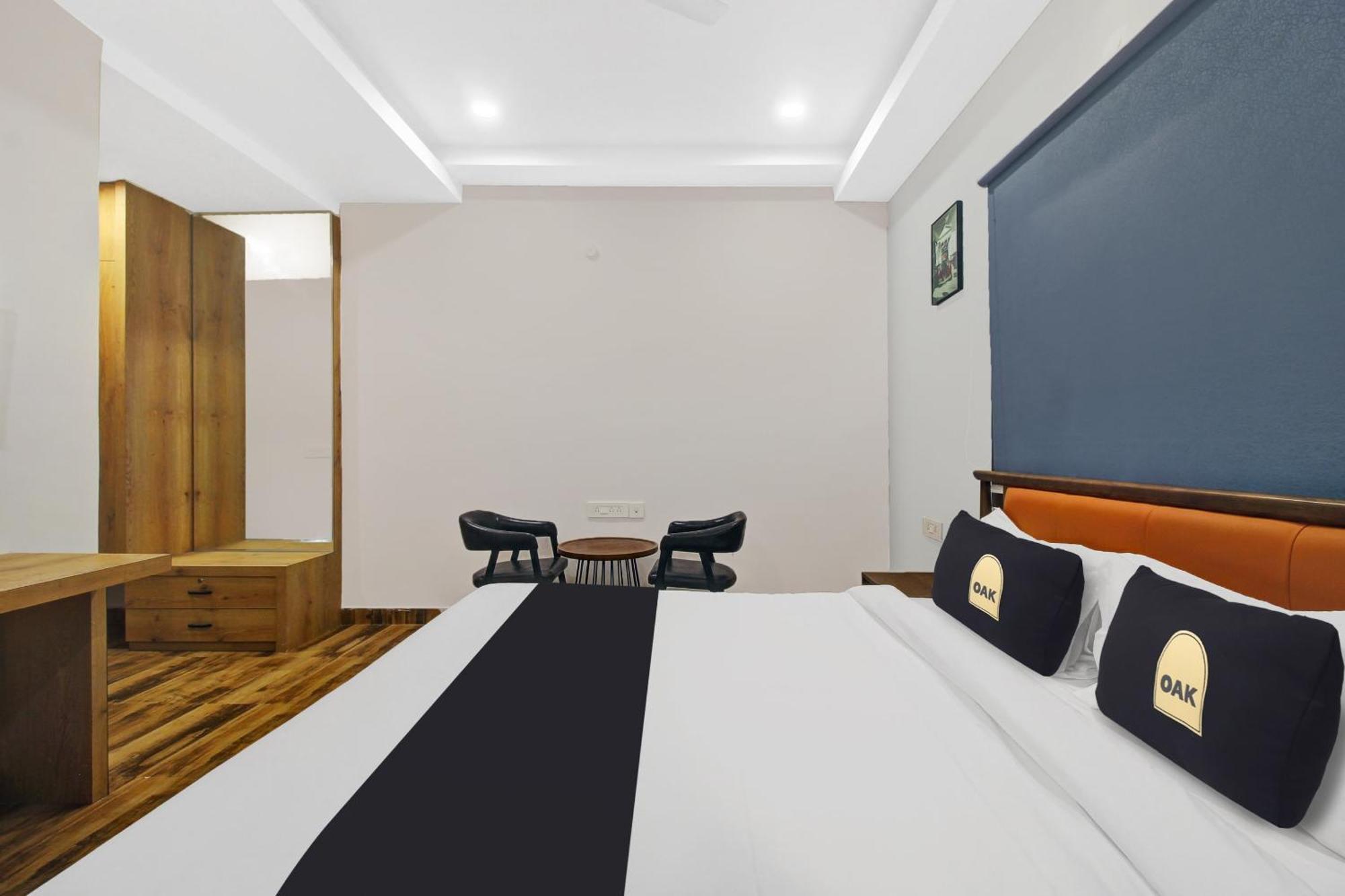 Super Townhouse Oak Hitec City Near Image Hospital ハイデラバード エクステリア 写真