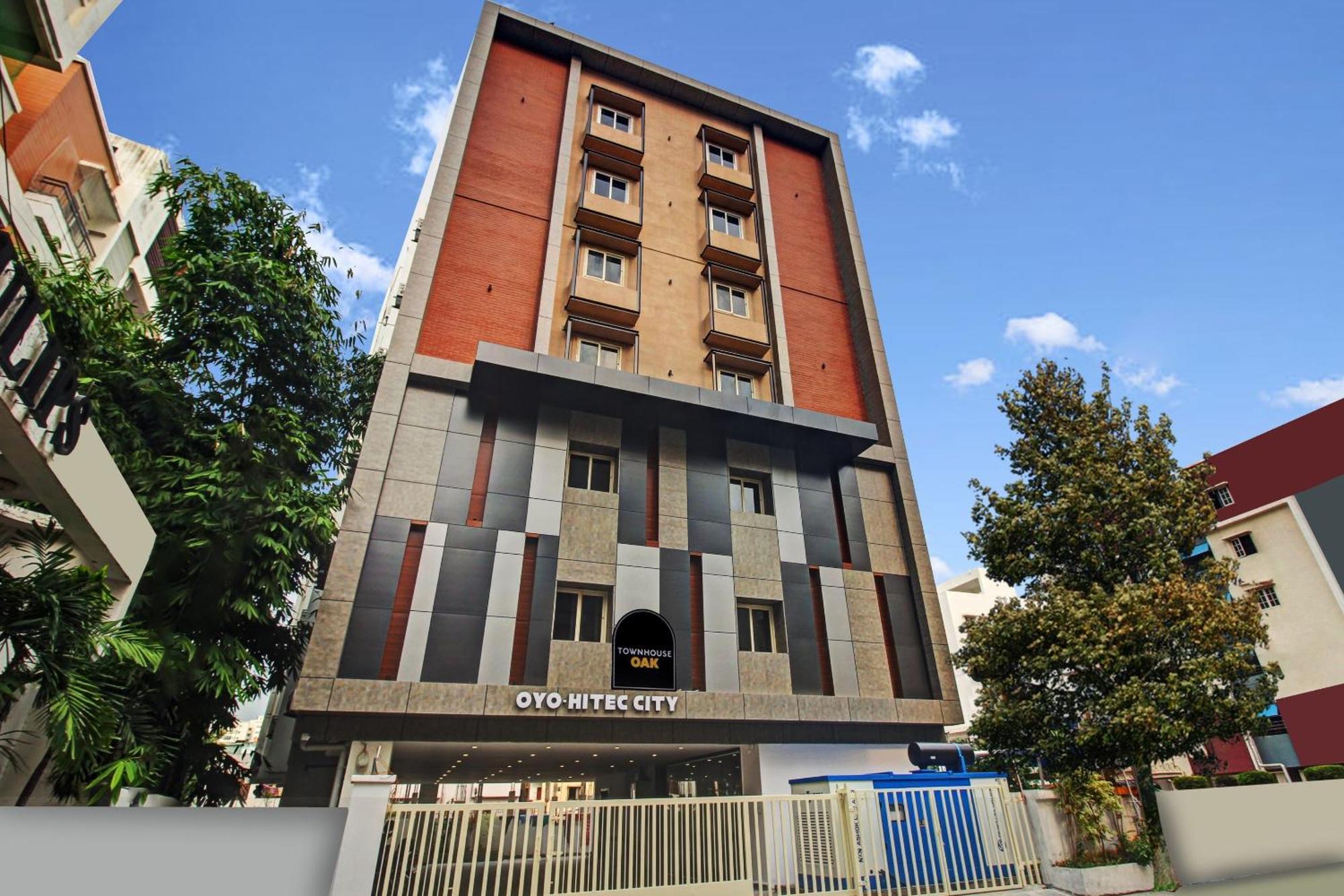 Super Townhouse Oak Hitec City Near Image Hospital ハイデラバード エクステリア 写真