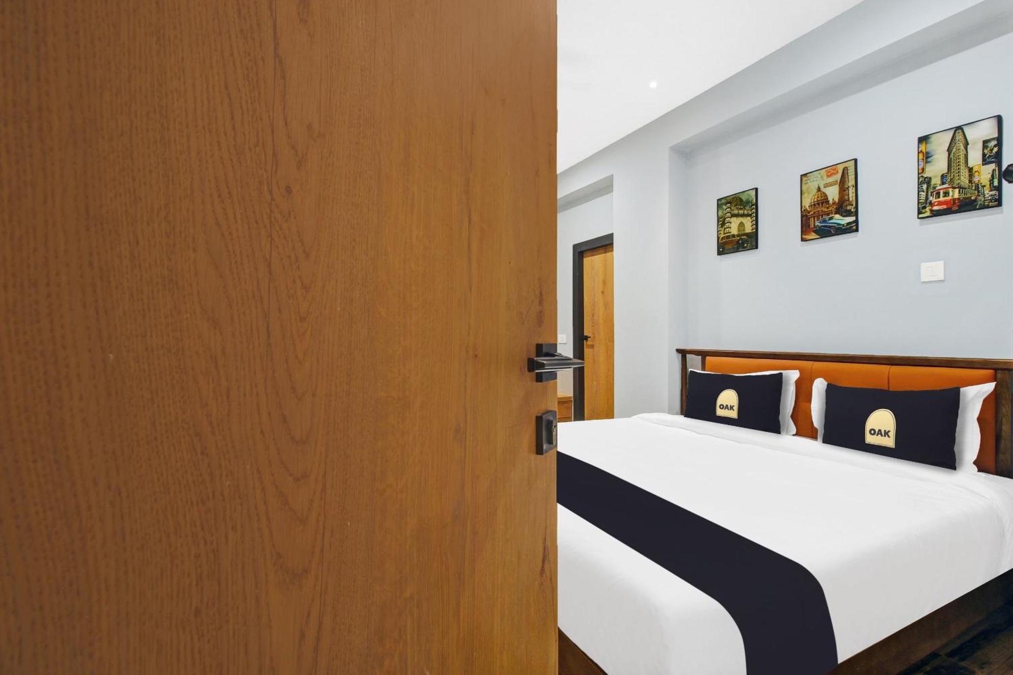Super Townhouse Oak Hitec City Near Image Hospital ハイデラバード エクステリア 写真