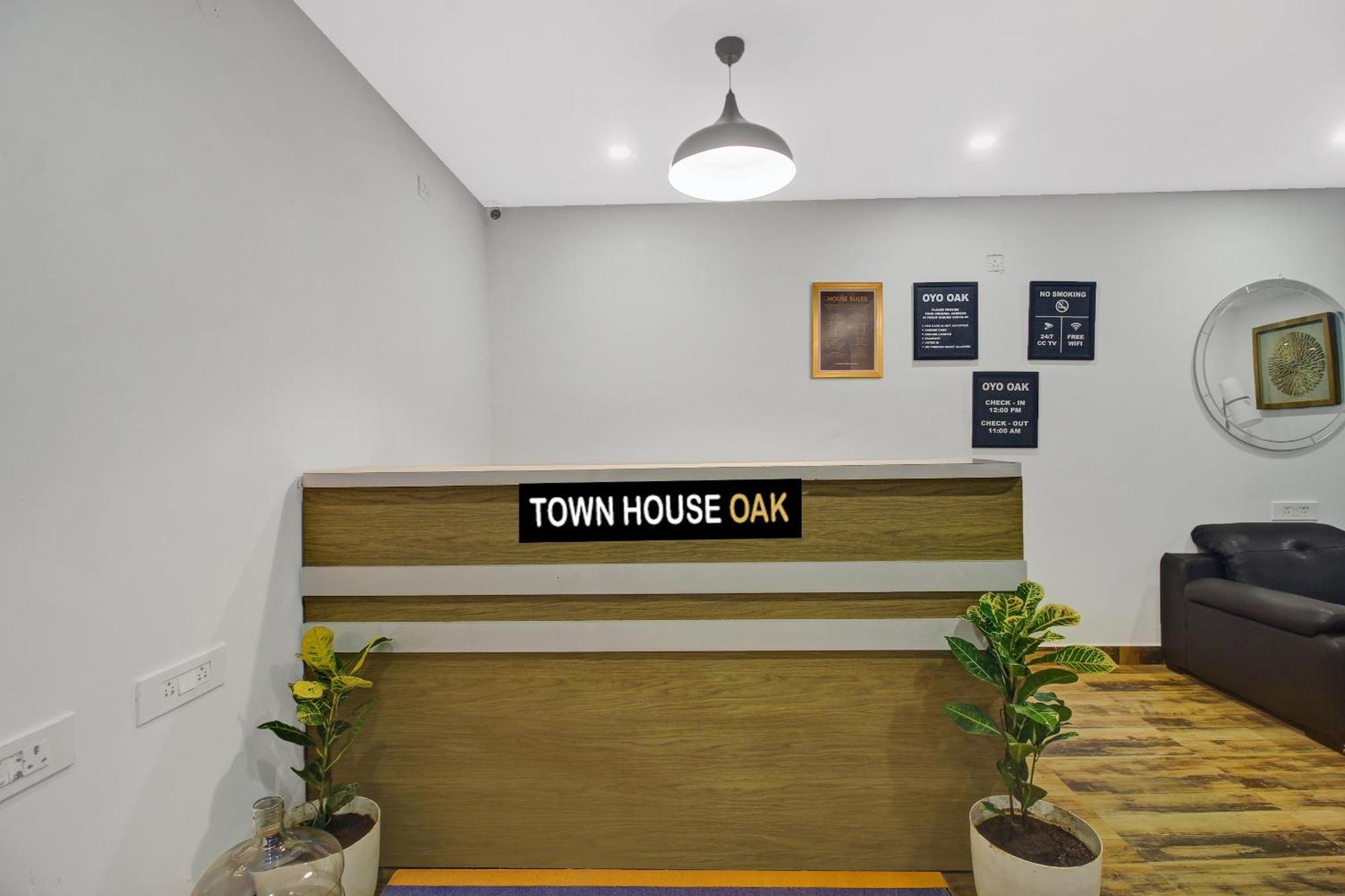 Super Townhouse Oak Hitec City Near Image Hospital ハイデラバード エクステリア 写真